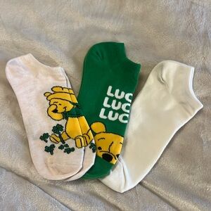 Disney Winnie the Pooh 3 pack No Show Socks St Patty’s Day